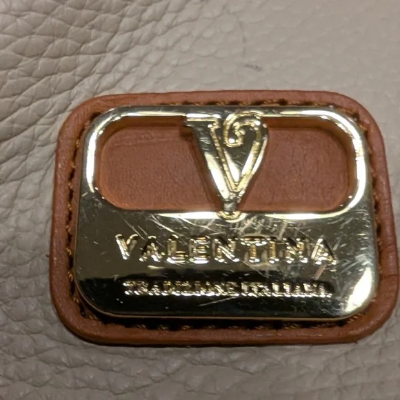 Valentina Cream and Tan Crossbody Bag with Textured Finish - Picture 3 of 10